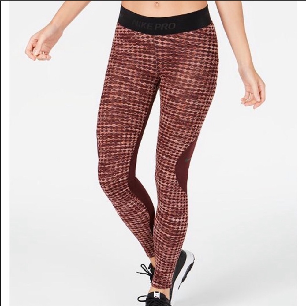 NEW Nike Women’s Pro Hyperwarm Leggings tights pants